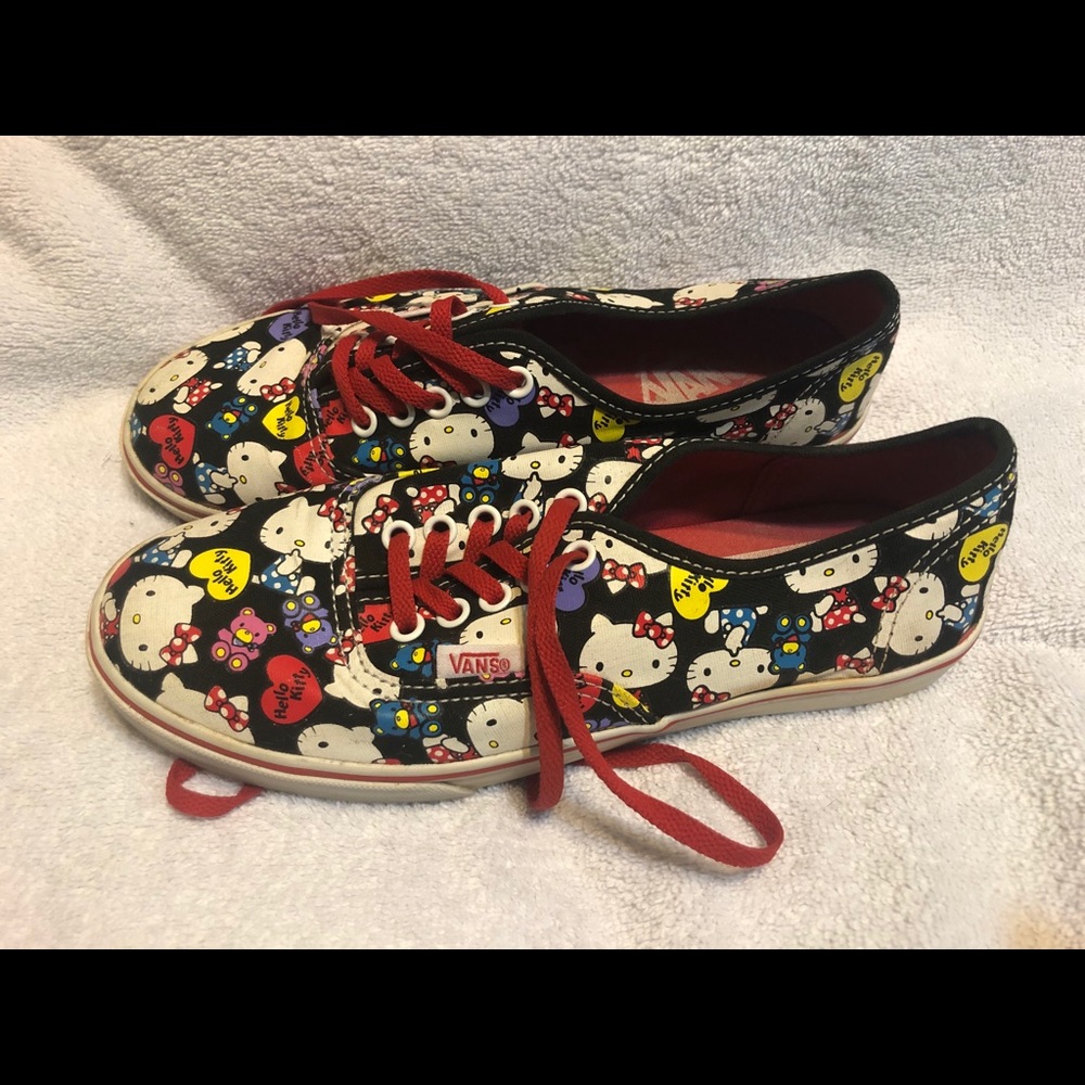 Hello Kitty Vans - image 5